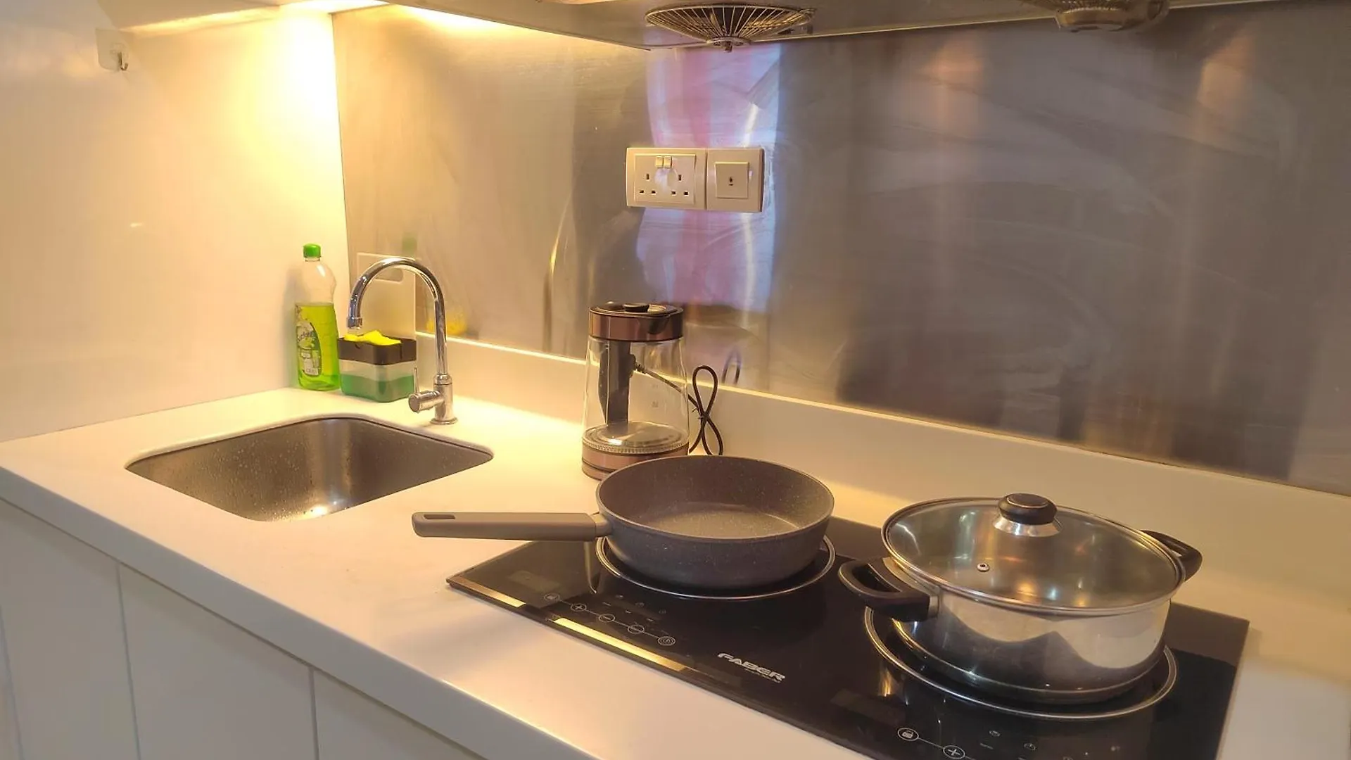 Spacious 1Br 118 Island Plaza 5Pax George Town 0*,  Malaysia