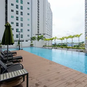 Straits Garden Suites, 아파트